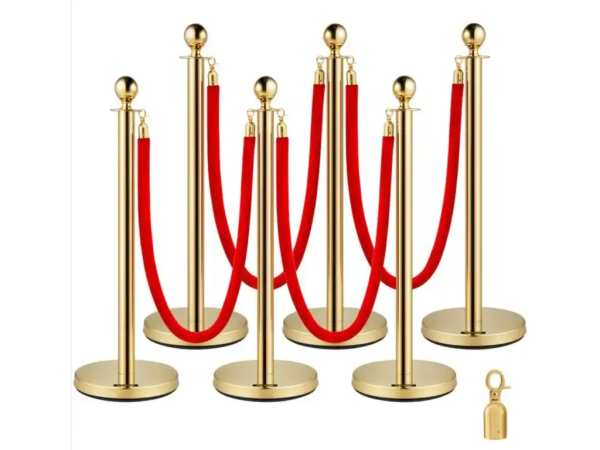 Золоті стійки з велюровим канатом для VIP-заходів